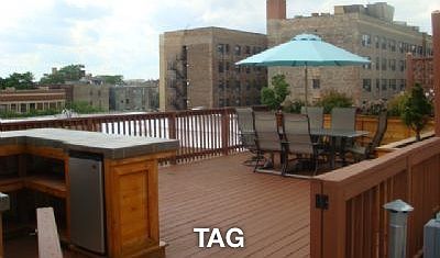 3rd image of 842 W Belle Plaine Ave #1