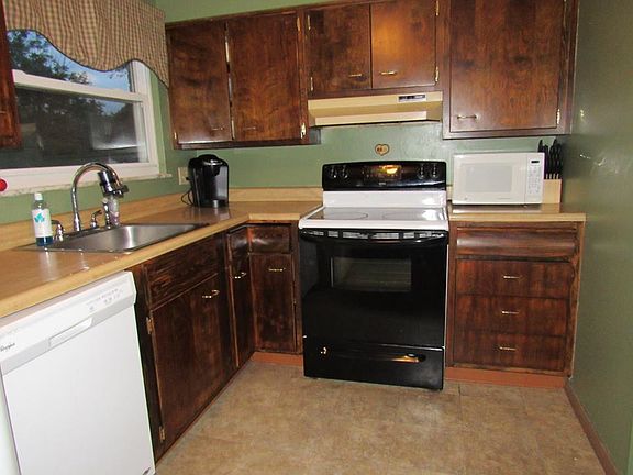4th image of 1550 Circlefield Dr