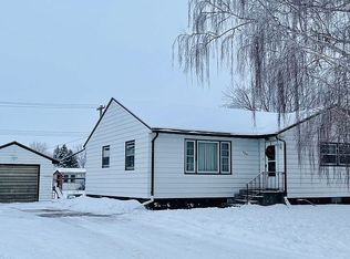 204 7th St N, Ellendale, ND 58436