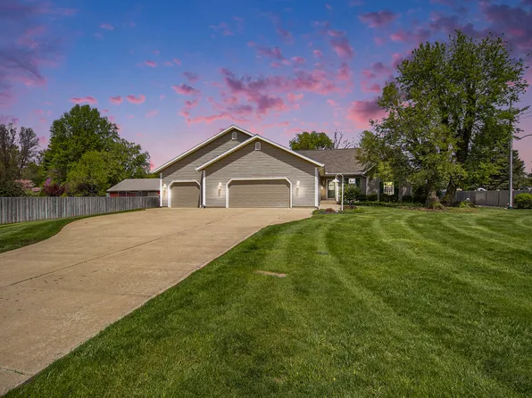 575 Invicta Dr, Niles, MI 49120