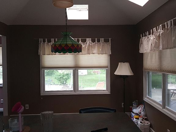 4th image of 6959 N Meadow Dr
