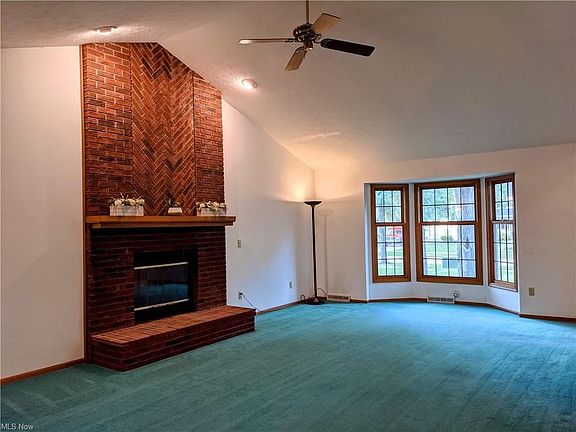 4th image of 7684 Aster Dr