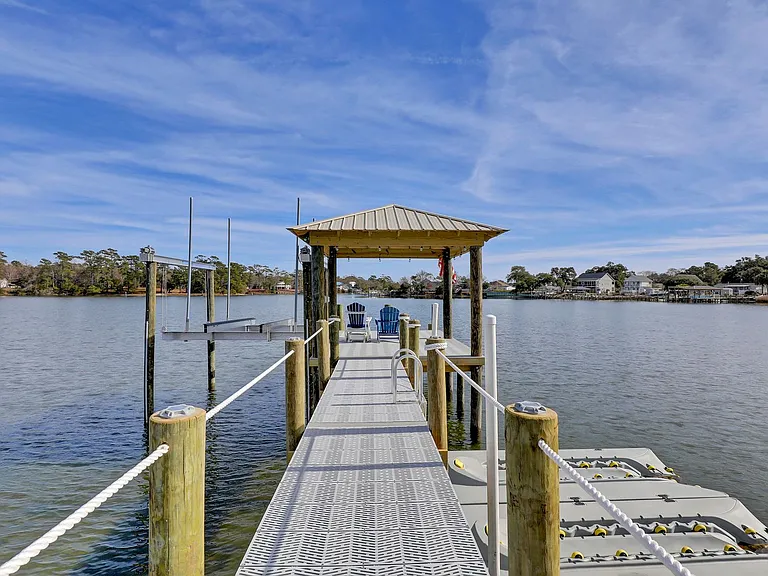 1059 Meridian Dr — Photo 27