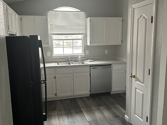 5th image of 2920 Royal Run St