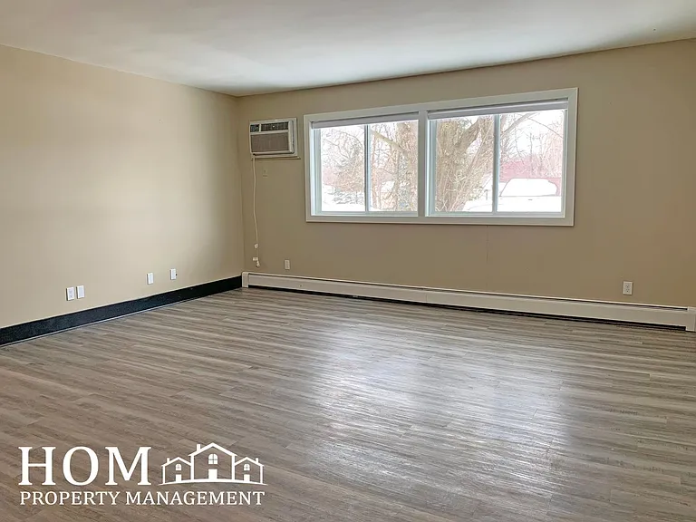 311 E Watonwan St — Photo 3