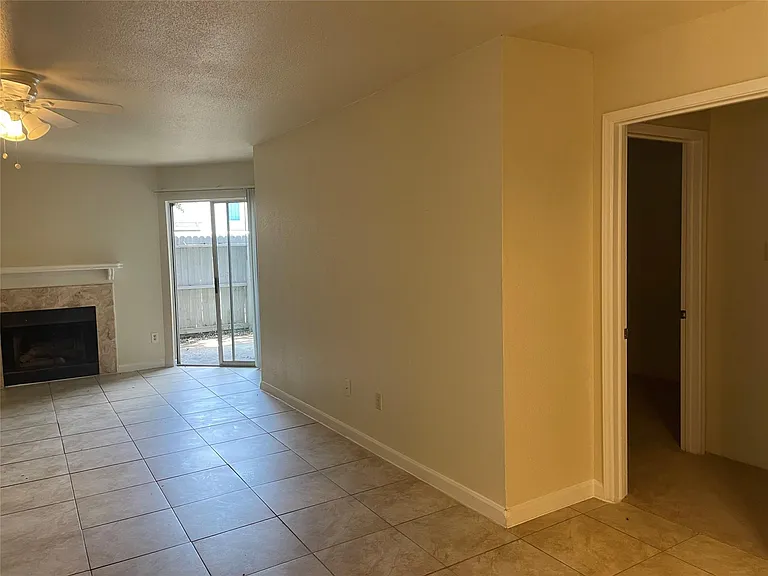 9797 Leawood Blvd #1405 — Photo 7