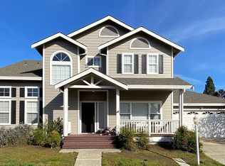 124 Legacy Ct, Napa, CA 94559