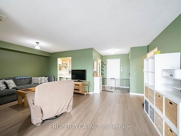 4th image of 135 Hillcrest Ave #1115