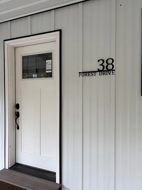 3 bed, 1.5 bath, 1104 sqft, $1,550 — Photo 3