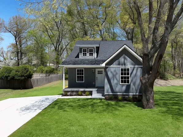 121 Saratoga Dr, Clarksville, TN 37042
