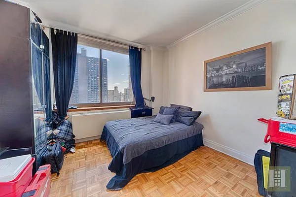 Sold by Halstead Real Estate | media 3