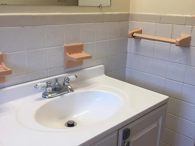 27 Manila Ave #2 — Photo 10