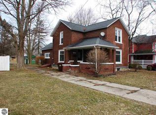 609 E Center St, Ithaca, MI 48847