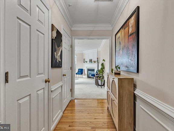 4th image of 6015 Terrapin Pl Unit 303