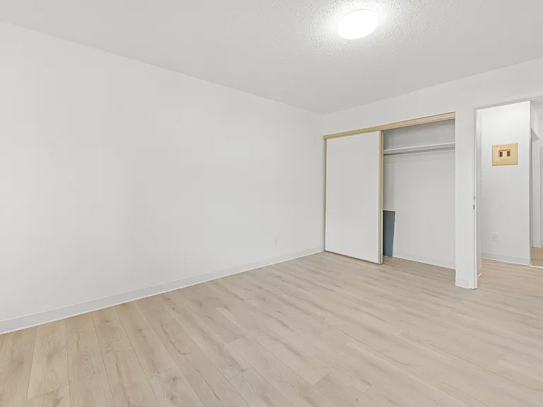 13710 64th St NW — Photo 5