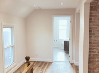 61 Phipps St, Fort Erie, ON L2A 2V3