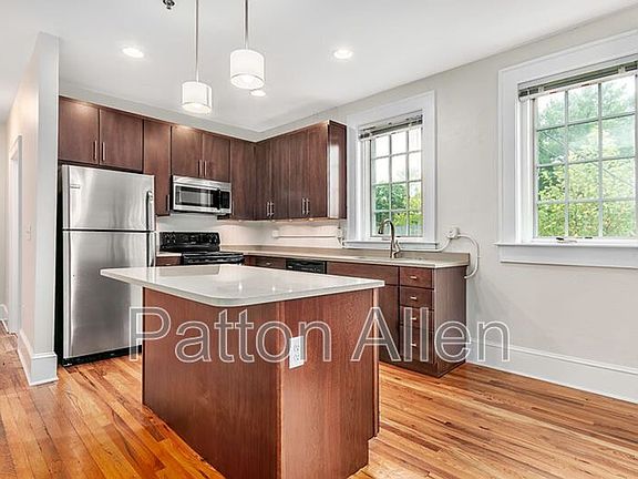 3rd image of 444 Haywood Rd APT 210