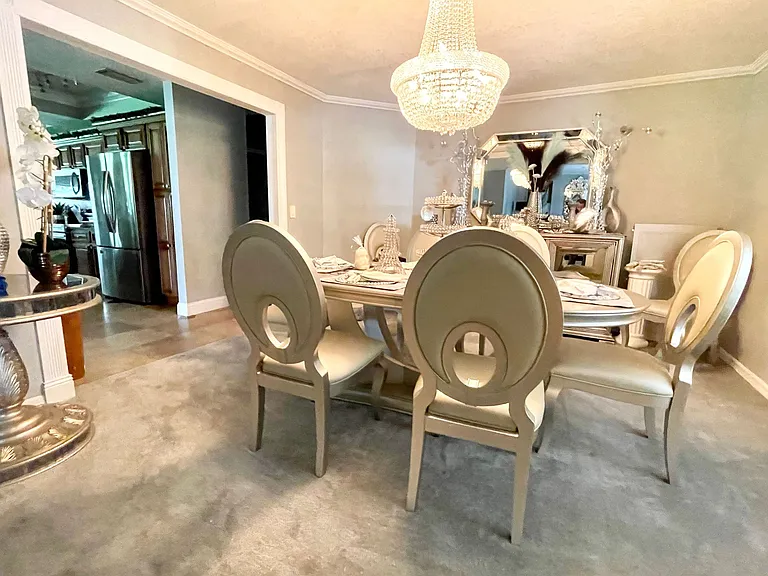 1102 S Sugartree Dr — Photo 20