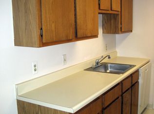 3 Post Oak Ln APT 9, Natick, MA 01760