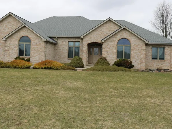 4678 Trails End End, Lapeer, MI 48446