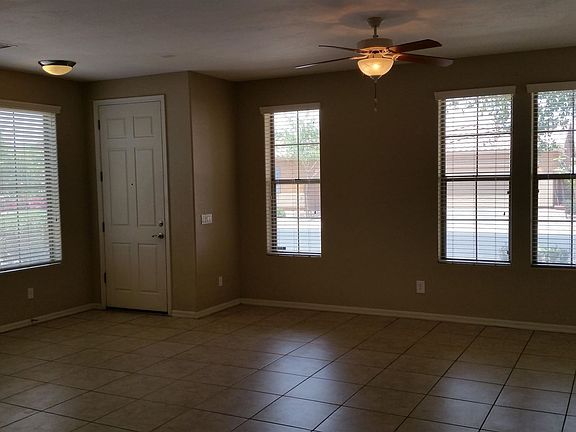 5th image of 5627 W Huntington Dr