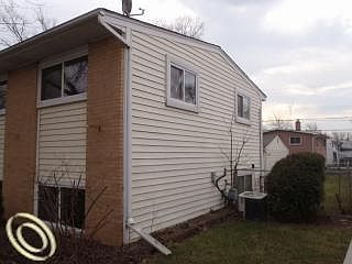 2nd image of 22511 Candace Dr