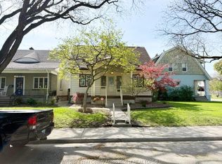 1921 Dacotah Dr, Windsor, ON N8Y 1S7