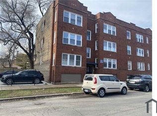 224 N Kilbourn Ave #1S, Chicago, IL 60624
