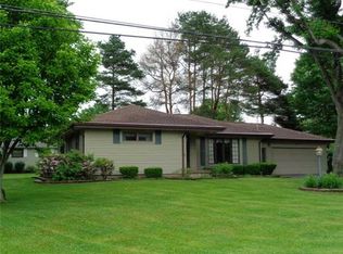 1305 Brentwood Dr, Greenville, PA