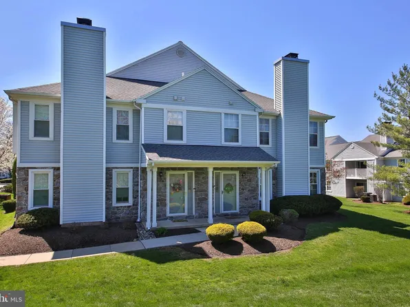 1109 Mews Dr, Sellersville, PA 18960