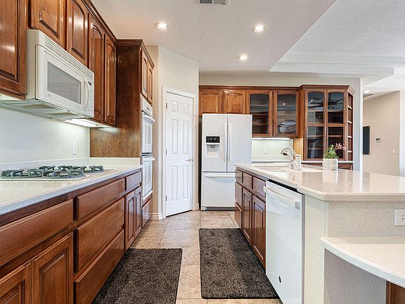 4th image of 4354 S Round Hill Dr