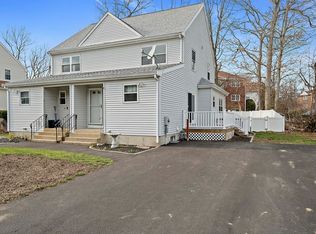 28 Revere Ter #28, Attleboro, MA 02703