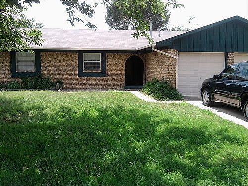 1st image of 7308 NW Compass Dr