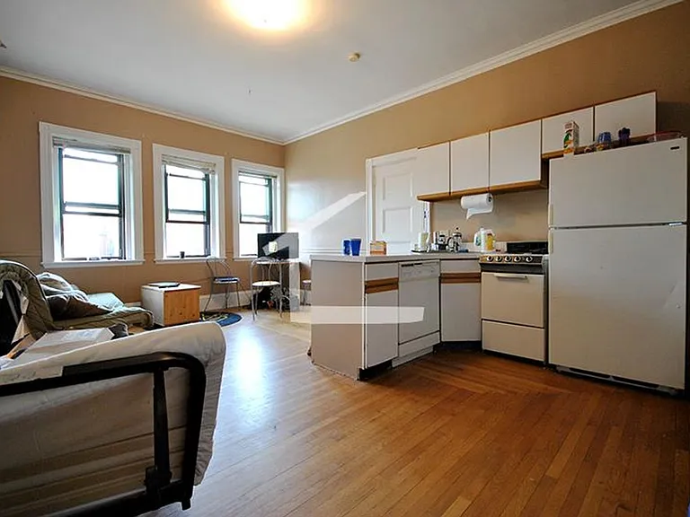 18 Bay State State Rd #4F — Photo 5