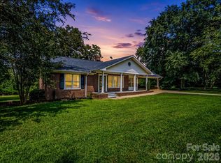 1544 Old Us Highway 221a, Mooresboro, NC 28114