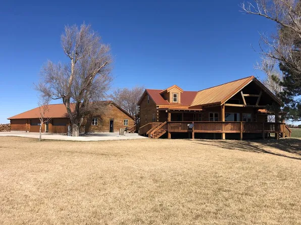 167 SW 60th Ave, Great Bend, KS 67530