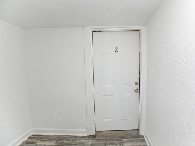 303 North St — Photo 5