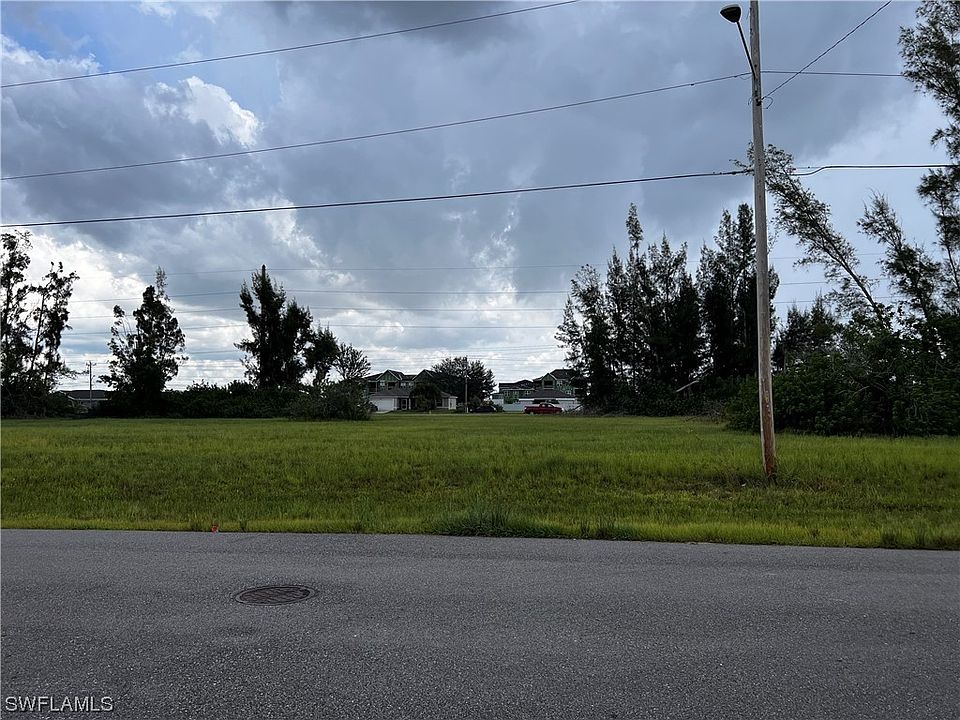 1st image of 215 SW 16th Pl