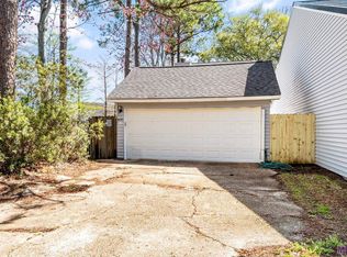 8101 Baringer Rd, Baton Rouge, LA 70817