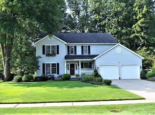 7760 Raymond Dr, Mentor, OH 44060
