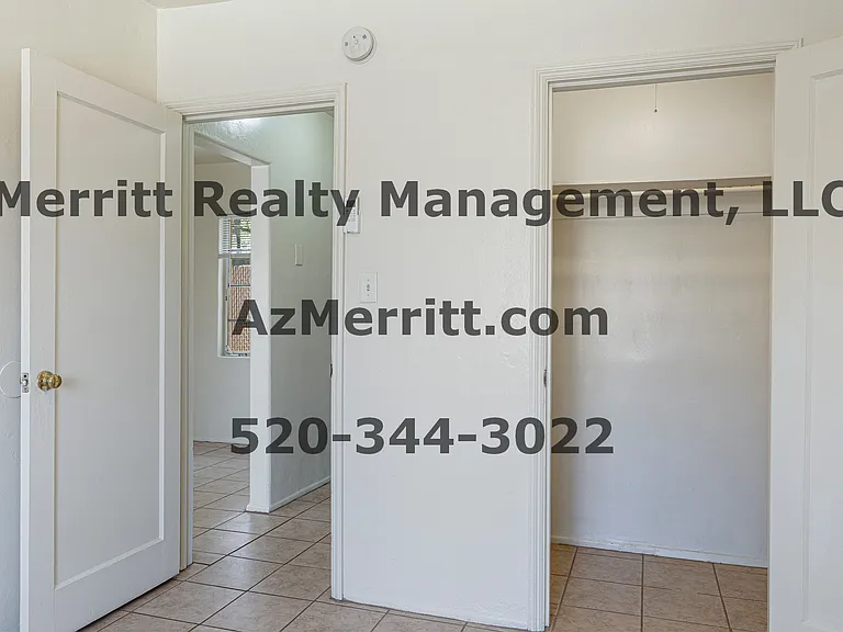 1204 N Winstel Blvd #3 — Photo 18