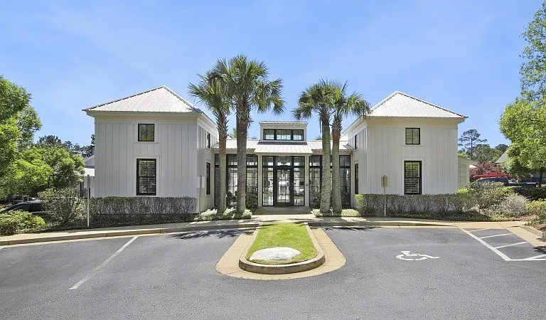The Palms — Photo 23
