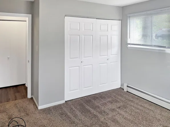 531 W 20th St APT 29, Holland, MI 49423
