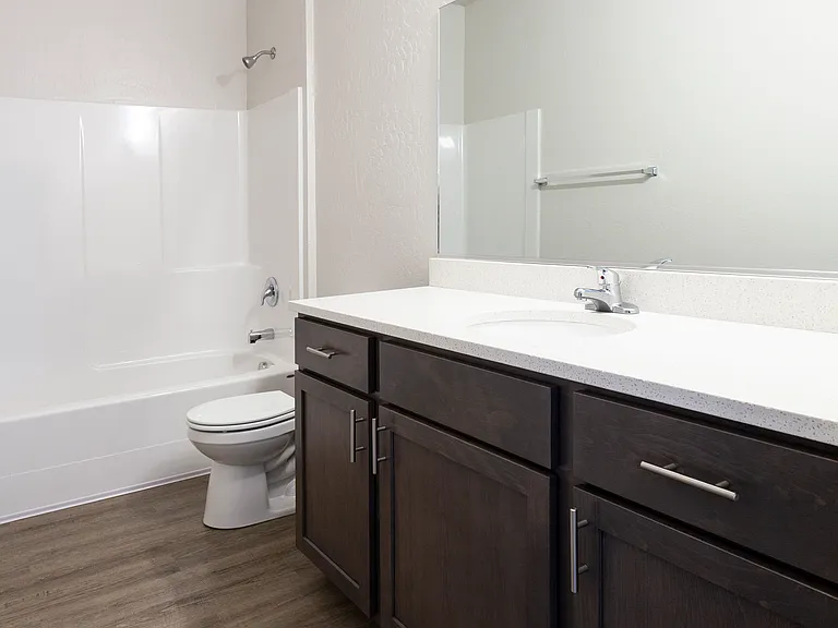 Prairie Pointe Apartments and Townhomes — Photo 96