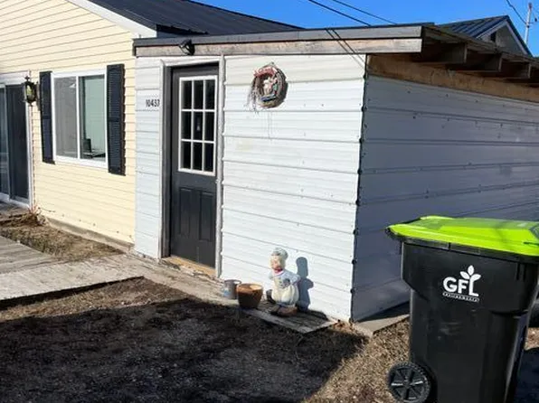 10437 Blackberry Ct, Saint Helen, MI 48656