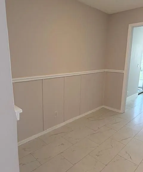 9448 Saddlebrook Dr — Photo 5