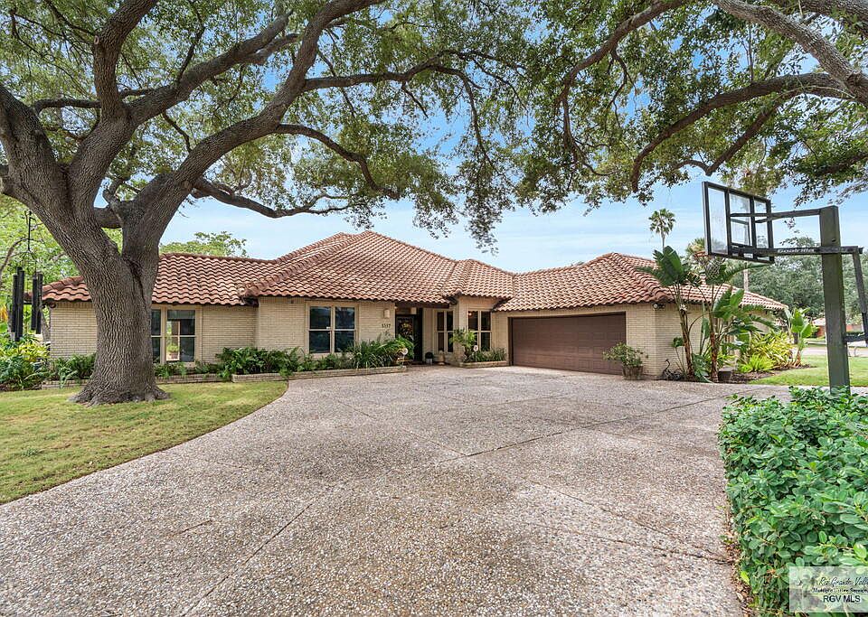 1st image of 1317 Palm Valley Dr W