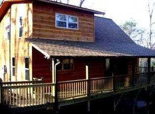 190 Freedom Pass Dr, Murphy, NC 28906