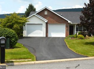 125 Penns Ct, Centre Hall, PA 16828
