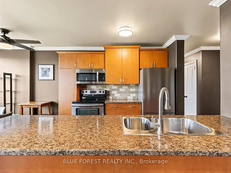 1600 Adelaide St N #608 — Photo 14